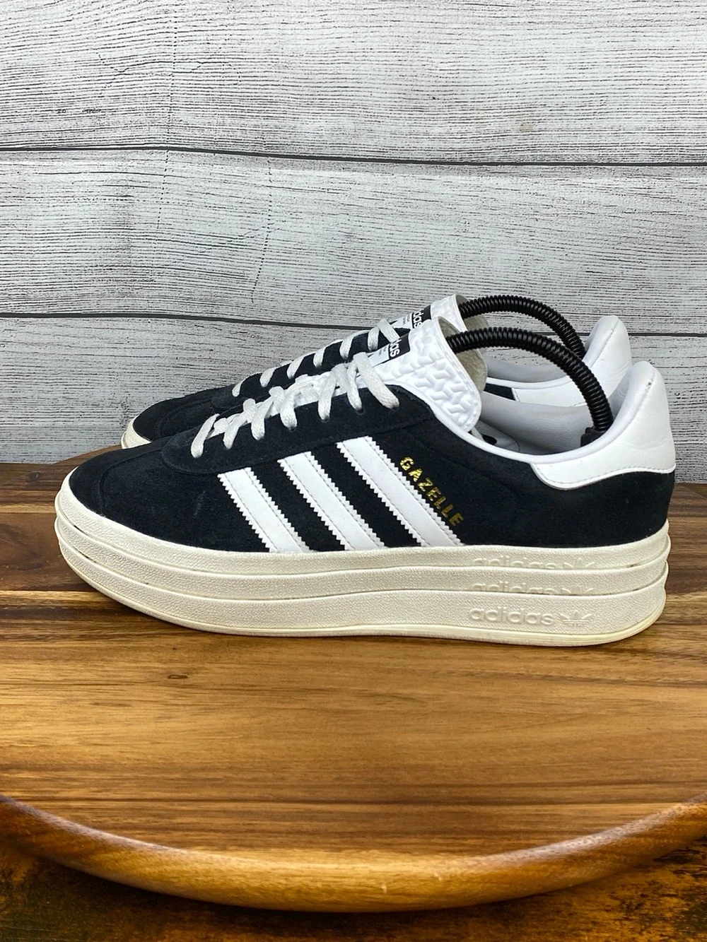 adidas Gazelle Bold Black White Platform Sneakers HQ6912 Women’s Shoe Size 9